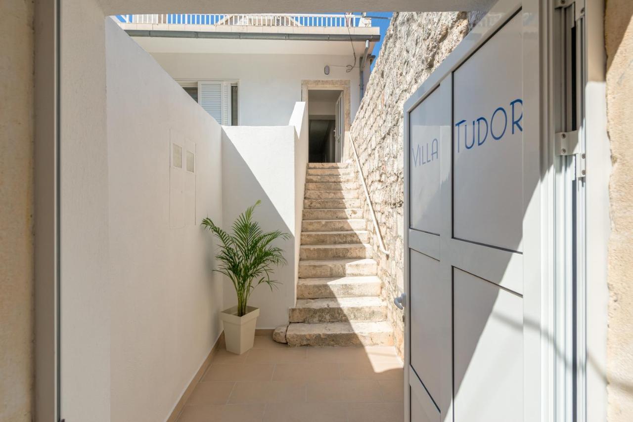 Tudor 1 * Hvar Town